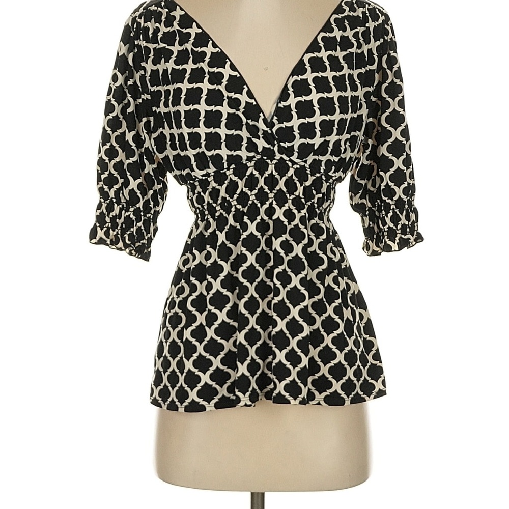 Studio M Chic Black and White Patterned top
